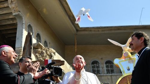 Papa in Iraq, il cuore del viaggio in un minuto