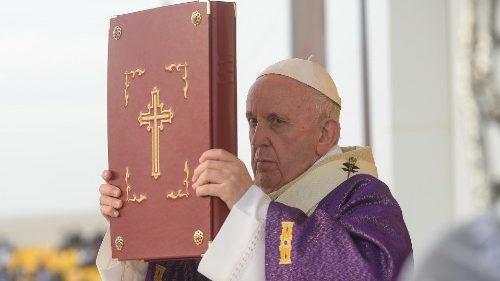 'The Church in Iraq is alive': Pope Francis at Mass in Erbil