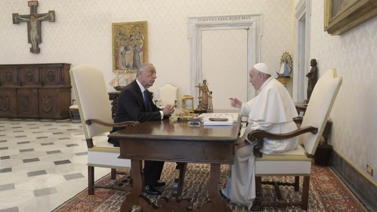 教宗方济各接见葡萄牙共和国总统马塞洛·雷贝洛·德索萨