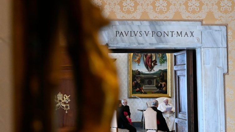 Påven Franciskus vid allmänna audiensen, apostoliska palatsets bibliotek 17 mars 2021.