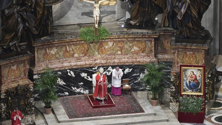 البابا فرنسيس: لتساعدنا العذراء مريم، التي تسبقنا دائمًا على درب الإيمان