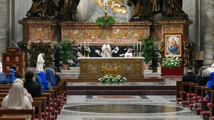 聖木曜日　レ枢機卿司式による「主の晩餐の夕べのミサ」　2021年4月2日