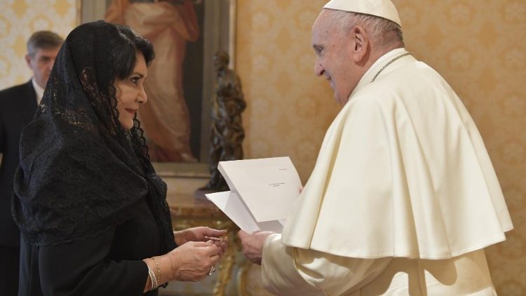 Begegnung im Vatikan an diesem Samstag: Nicaraguas neue Botschafterin beim Heiligen Stuhl, Elliette del Carmen Ortega Sotomayor, traf den Papst