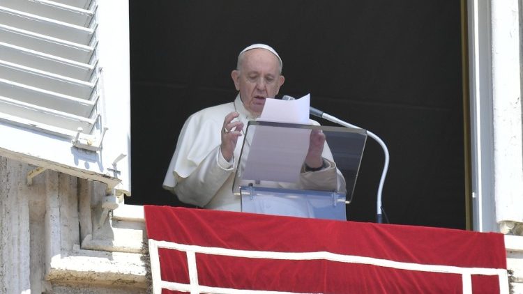 Papst Franziskus beim Mittagsgebet an diesem Sonntag