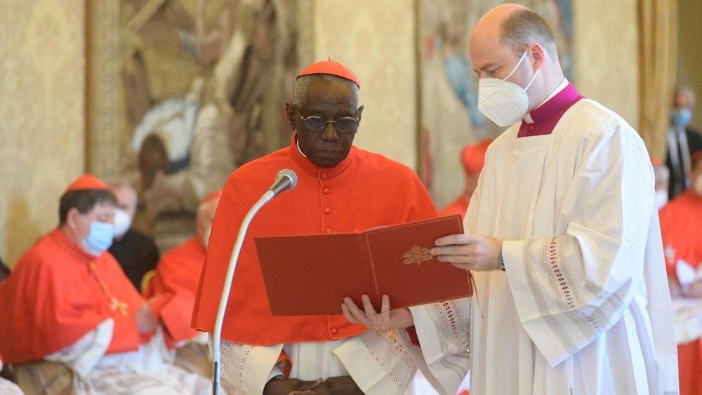 Kardinál Robert Sarah bol povýšený do rádu kardinálov presbyterov
