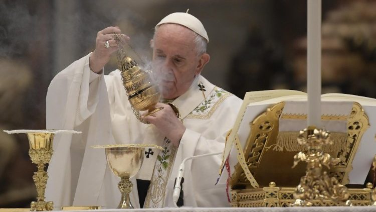 Папа Франциск по време на литурги в базиликата "Свети Петър"