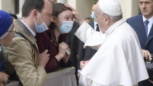 Papa na Eslováquia: sensível a quem mais sofre, afirma presidente dos bispos