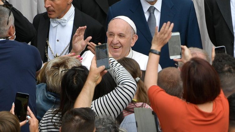 Папата Фрањо за време на Генералната аудиенција во среда 2 јуни 2021 година
