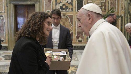 Papst: „Arbeit ist eine Salbung der Würde“