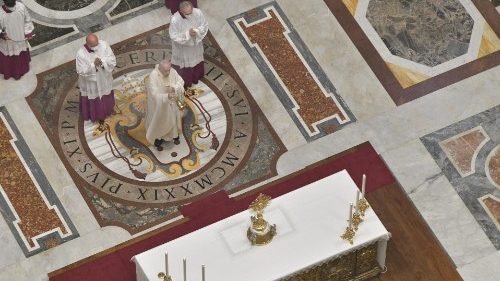 Papstdekret: Normen zur „Alten Messe“ „notwendige Korrektur"