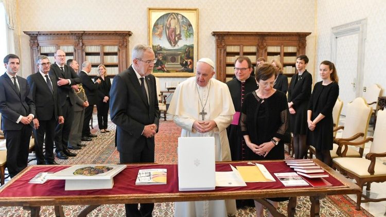 Папа Франциск на встрече с президентом Австрии