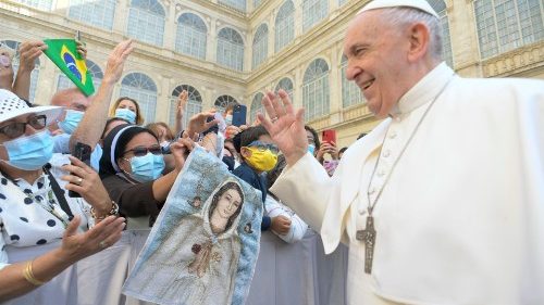 O Papa: a oração de Jesus é o modelo da nossa oração