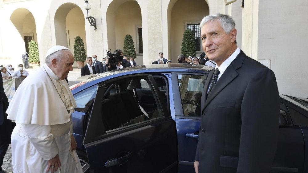 Renzo Cesti come?ou a trabalhar no Vaticano aos 14 anos
