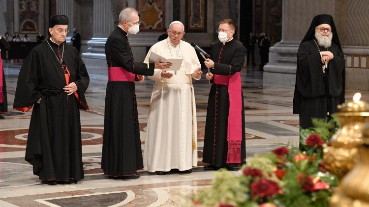 Der Papst und die Führer christlicher Kirchen des Libanon beten gemeinsam