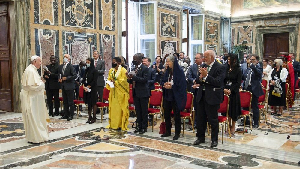 Encuentro del Papa en el Vaticano con los miembros del "International Catholic Legislators Network".