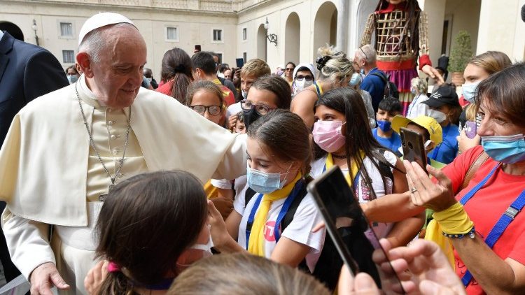 Pope Francis and "Little Amal" in the Courtyard of St Damasus with a group of children from the Diocese of Rome
