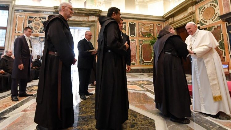 Susret pape Franje s bosonogim karmelićanima 