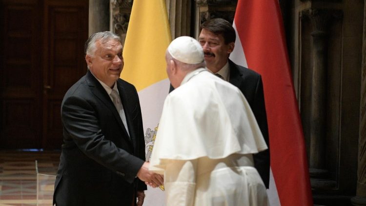 Унгарският премиер Виктор Орбан и папа Франциск