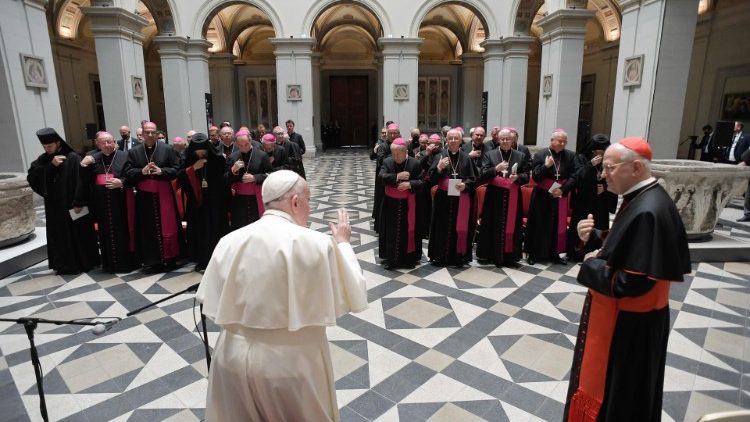 Papin susret s mađarskim biskupima u Budimpešti 