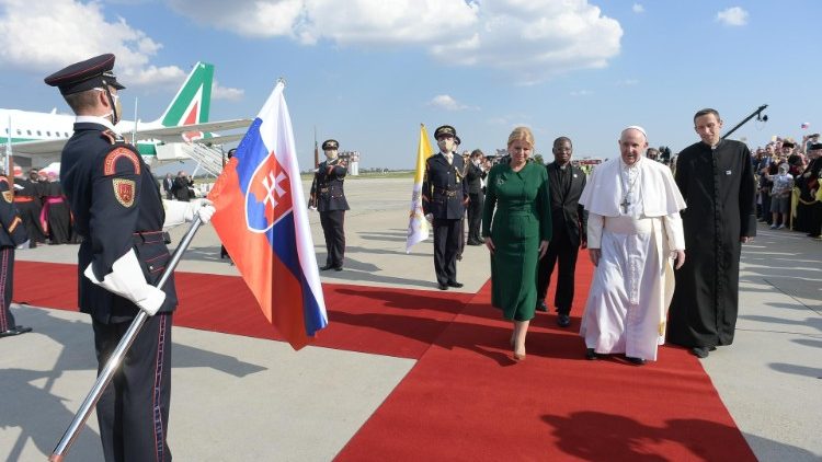 スロバキアに到着した教皇フランシスコ　2021年9月12日　ブラチスラバ国際空港
