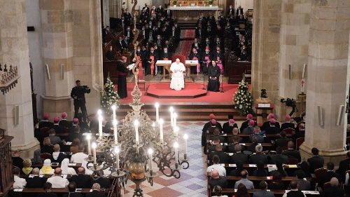 Papež Frančišek posvečenim osebam o svobodi, ustvarjalnosti in dialogu