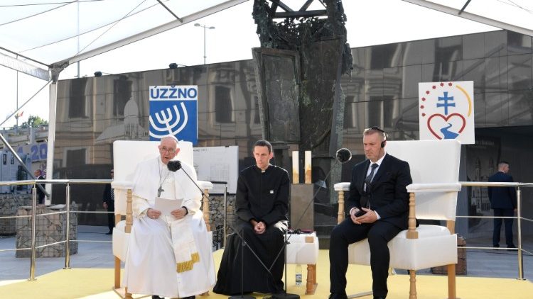 Papa no encontro com a Comunidade Judaica em Bratislava