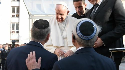 Papst besucht Bratislavas jüdisches Viertel