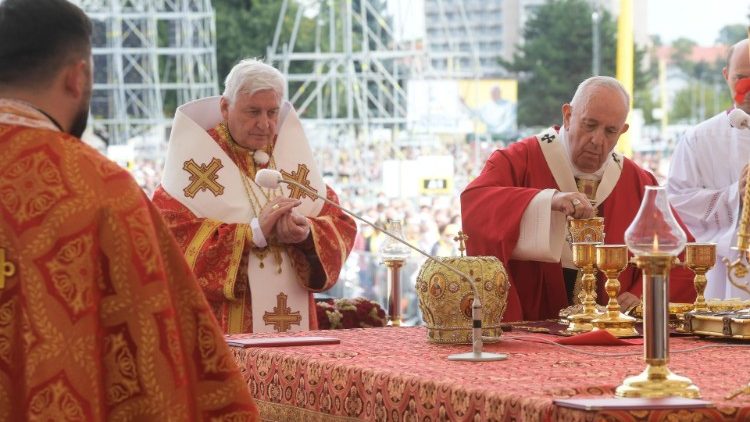 Feren pápa vezette az Isteni Liturgiát Eperjesen