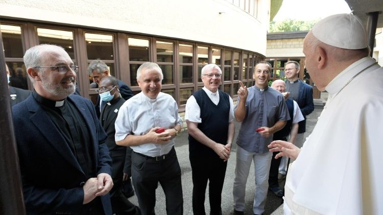 Franziskus mit Jesuiten in Bratislava