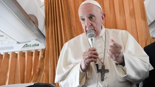 Il Papa: l’aborto è omicidio, la Chiesa sia vicina e compassionevole non politica