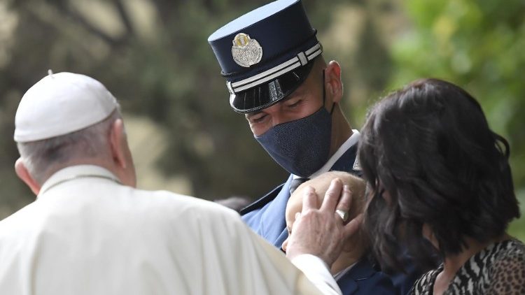 Il Papa e la Gendarmeria durante la Messa