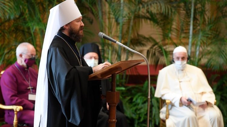 Aus Russland nahm der orthodoxe Metropolit Hilarion am Gipfel im Vatikan teil
