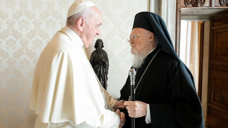 Папа Франциск з Патріархом Вартоломеєм І (Ватикан, 4 жовтня 2021 р.)  