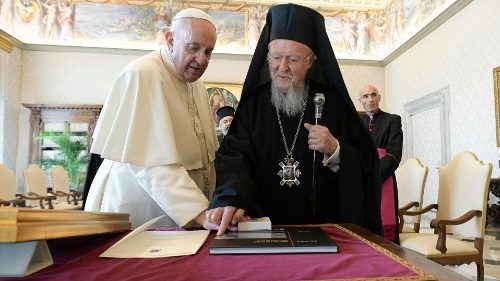 Pápe? zablaho?elal patriarchovi Bartolomejovi k 30. výro?iu zvolenia
