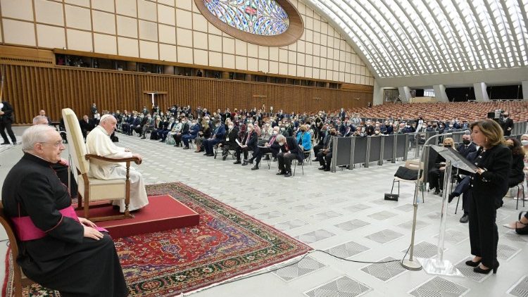 Папа Франциск на встрече с делегатами парламента Итальянской Республики (9 октября 2021 г.)