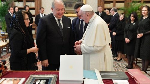 Papst und Armeniens Präsident sprachen über Weltpolitik