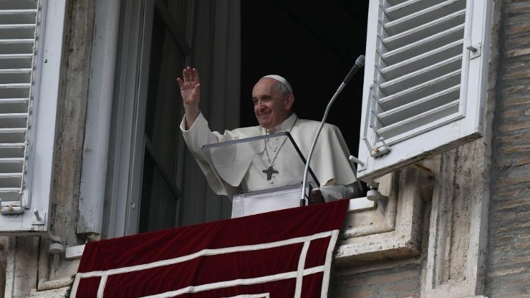 Le Pape François lors de l'angélus du dimanche 31 octobre 2021. 