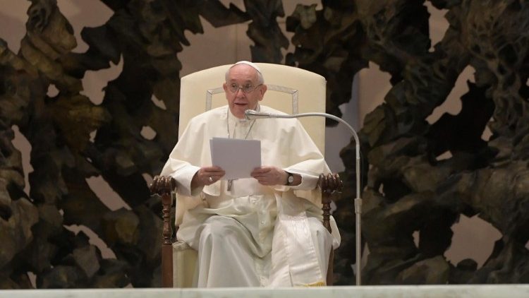 教皇フランシスコ 　2021年11月3日の一般謁見　バチカン・パウロ6世ホール
