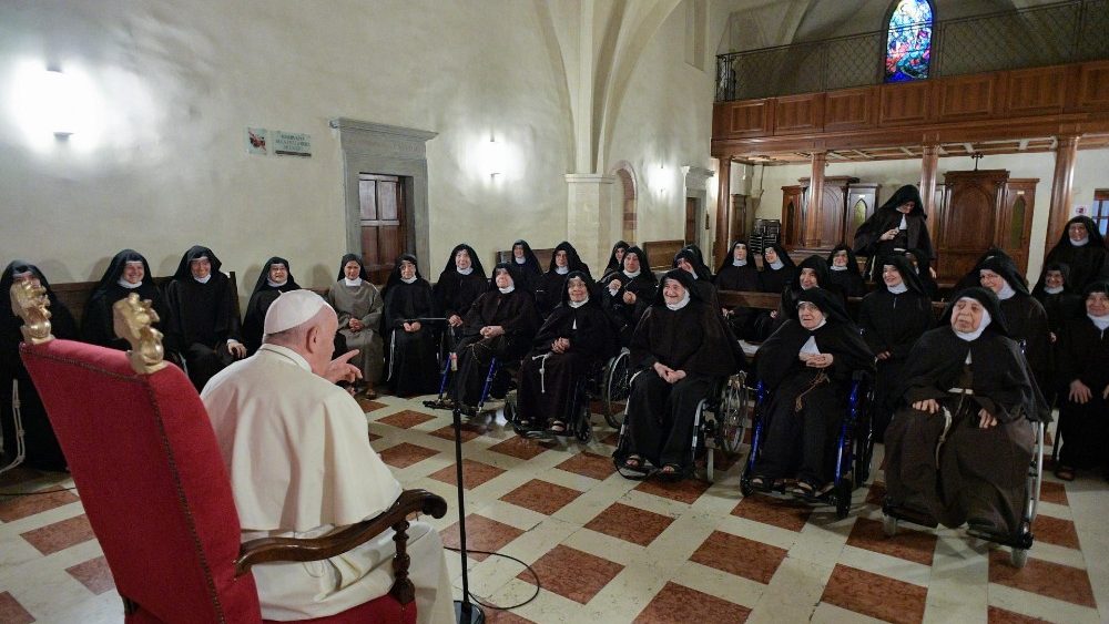 Rencontre entre le Pape et les clarisses du protomonastère Sainte-Claire, le 12 novembre 2021
