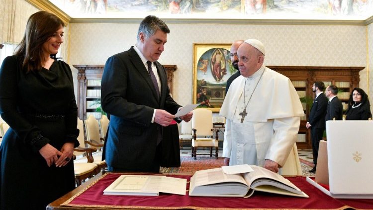 El Papa recibió en audiencia al Presidente de la República de Croacia