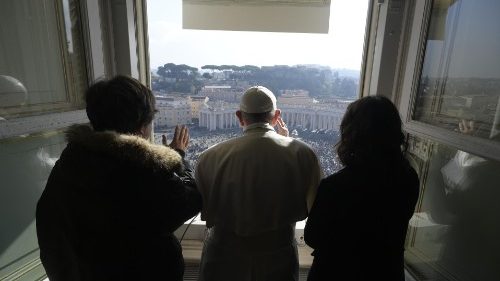 Il Papa: i giovani si sentano parte vivente della Chiesa