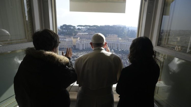 Папата Фрањо за време на молитвата Ангел Господов на 21 ноември 2021 година