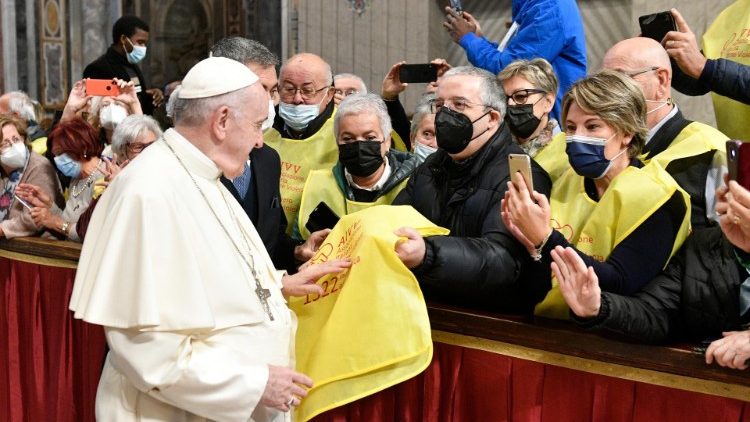 Papež se členy italského sdružení obětí násilí