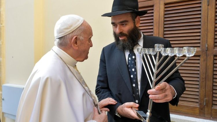 El encuentro entre el Papa y el Rabino Arie Zeev Raskin