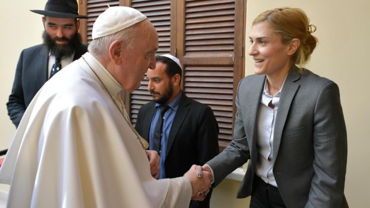 Il Papa incontra la Direttrice del carcere di Cipro