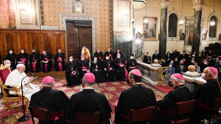 ĐTC gặp các giám mục, linh mục, tu sĩ nam nữ, chủng sinh và giáo lý viên của Hy Lạp