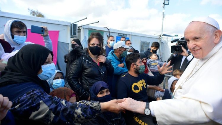 Franziskus besucht 2021 Migranten auf Lesbos