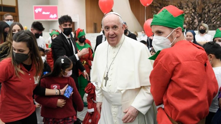 La festa dei bambini con il Papa
