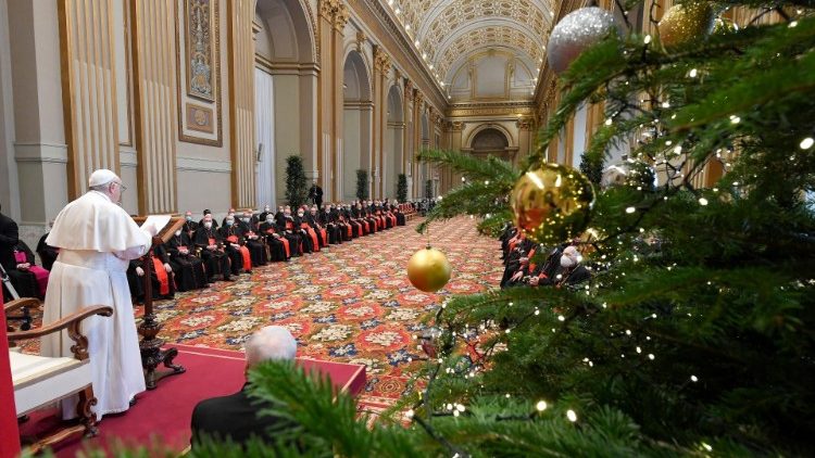 Påvens traditionella möte med den romerska kurian inför julfirandet hölls den 23 december