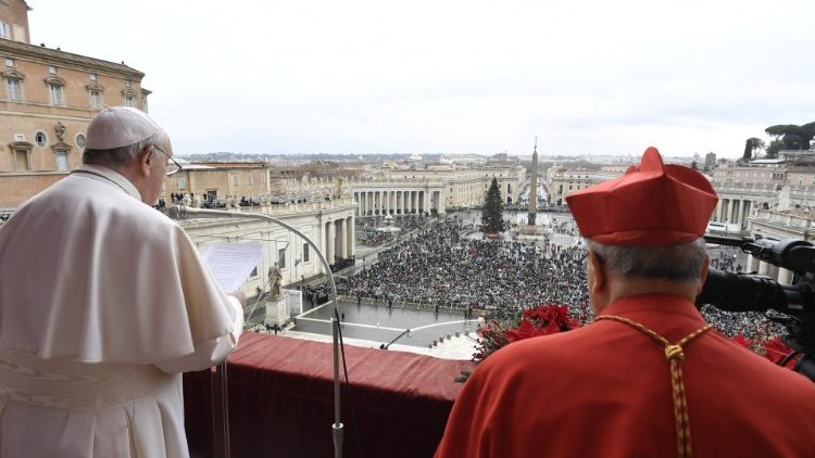 Christmas greetings and Urbi et Orbi blessing in St. Peter's Square